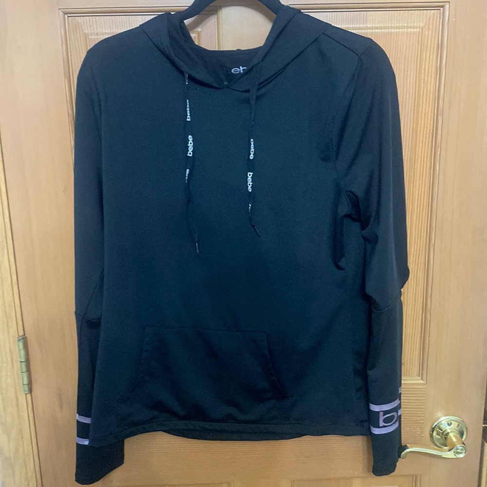 New BeBe Sport Black Pullover Ladies Long Sleeve Shirt Medium M Workout Active